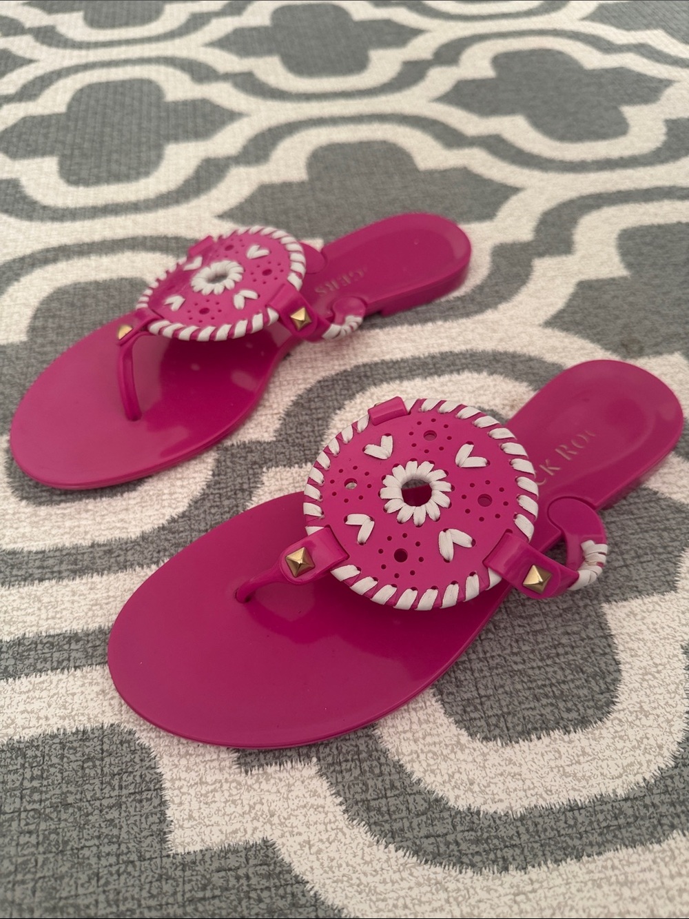 Jack Rogers women’s size 6 hot pink woven medallion summer flip flop sandals EUC
